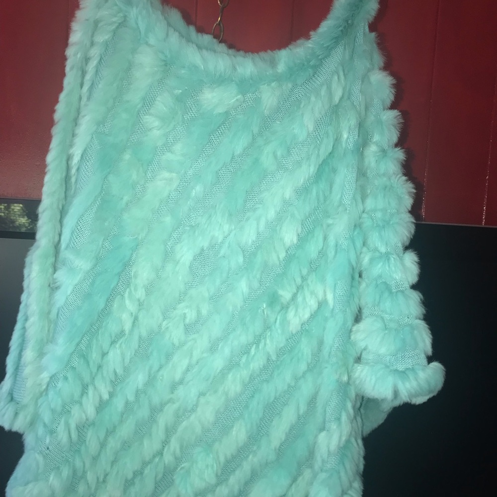 Wilson rabbit fur shawl
